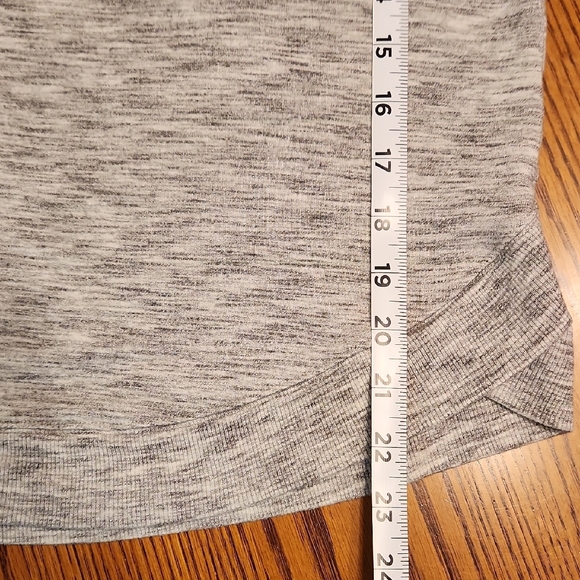 Athleta Sweatshirt - Picture 12 of 15